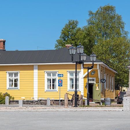 Langin Kauppahuone Hotel Raahe Bagian luar foto