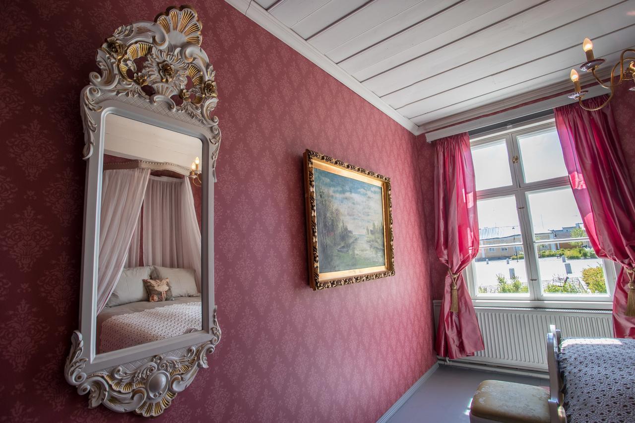 Langin Kauppahuone Hotel Raahe Bagian luar foto