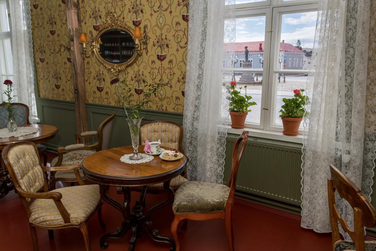 Langin Kauppahuone Hotel Raahe Bagian luar foto