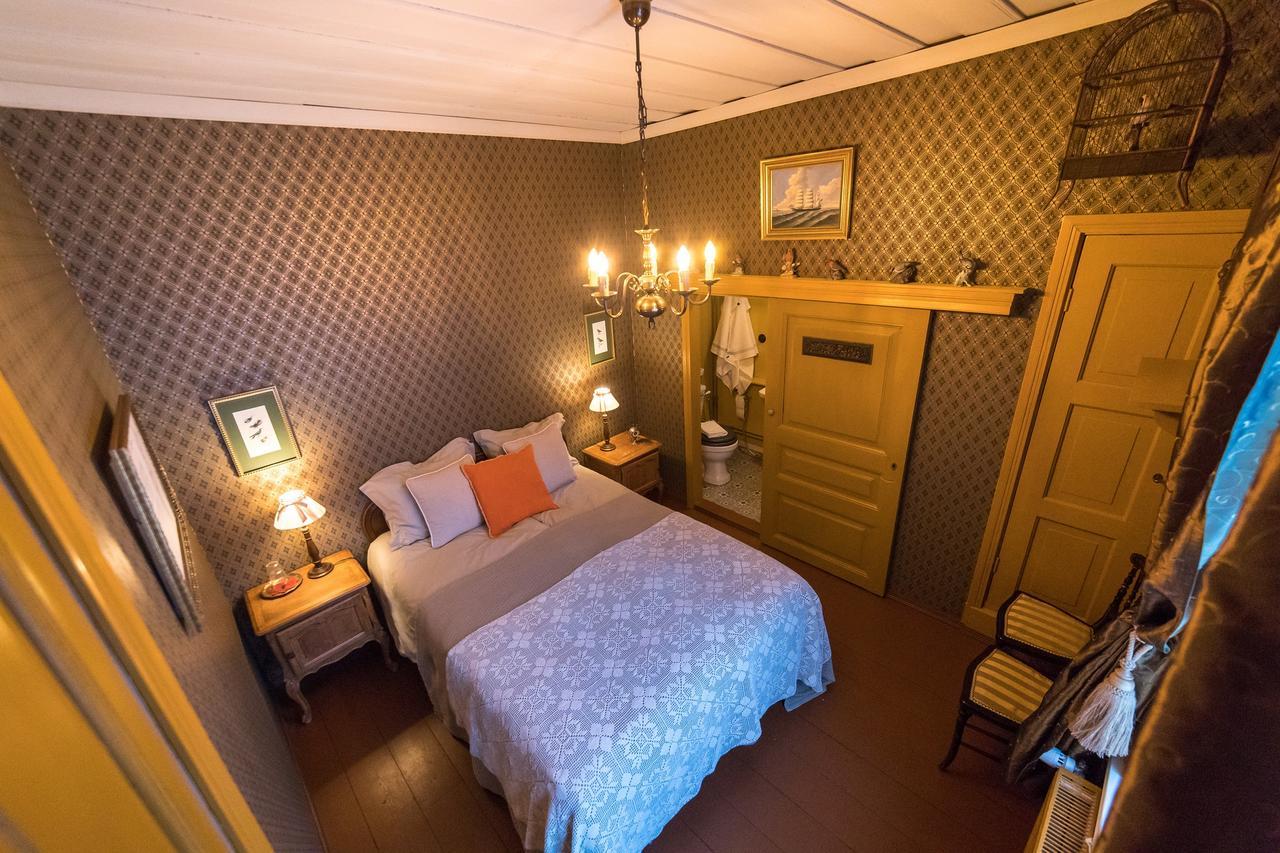 Langin Kauppahuone Hotel Raahe Bagian luar foto