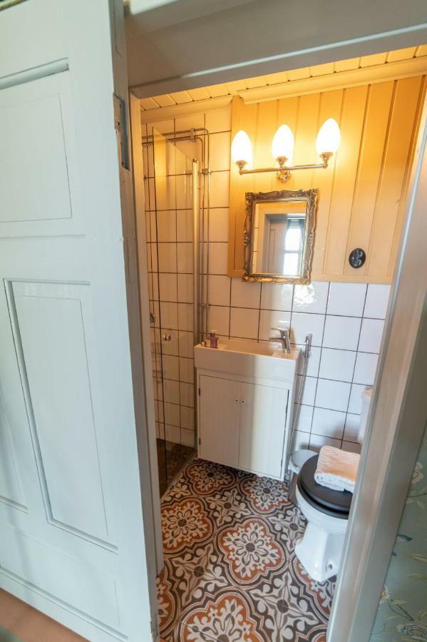 Langin Kauppahuone Hotel Raahe Bagian luar foto